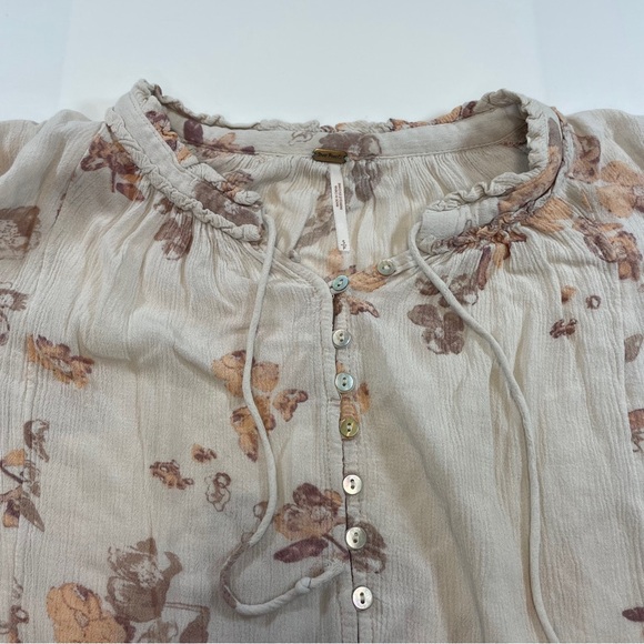 Free People Peasant Blouse Floral Gauze Ruffle Trim Beige Size Small Women - Picture 3 of 6
